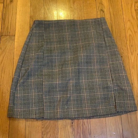 Plaid Brandy Melville Mini Skirt lightly worn - Picture 1 of 4